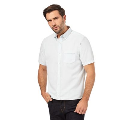 White short sleeve plain shirt